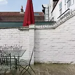 Bailey Court