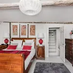Апартаменты Bailey Court *